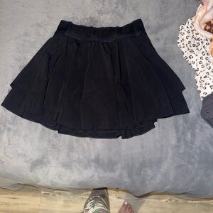Lululemon court rival skirt